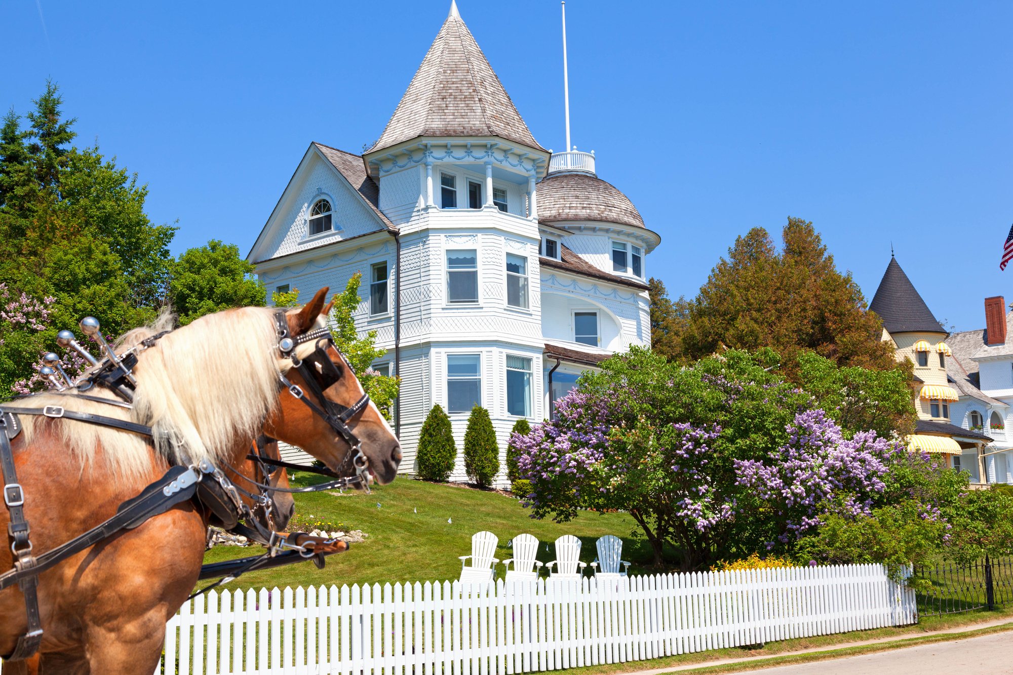 Wedding Cake Cottage on West Bluff Road - Mackinac Island